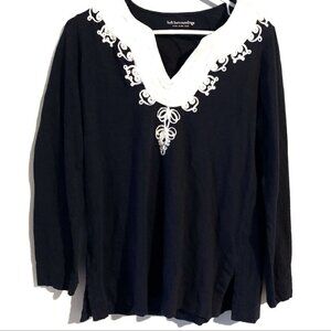 Soft Surroundings Blue and White Embroidered Top